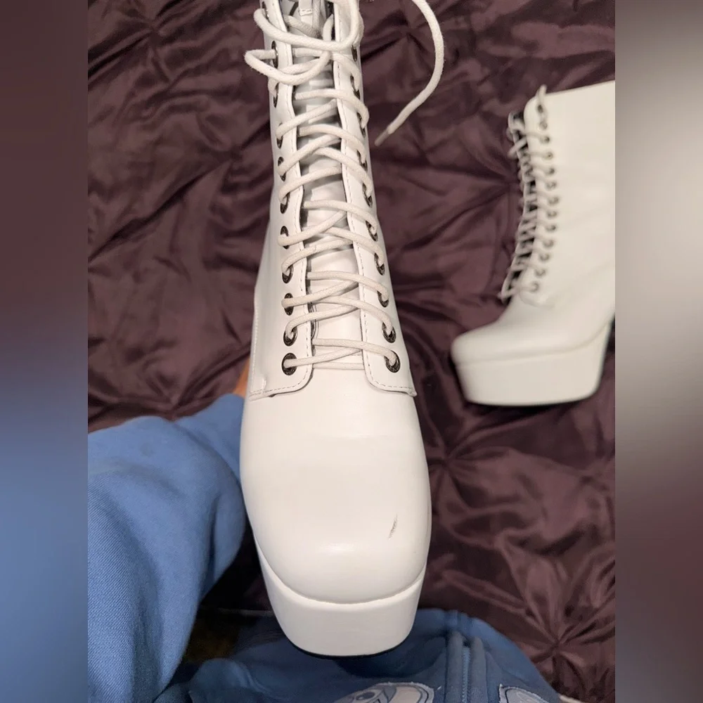 Dolls Kill Lamoda White Serenity Ankle Boots - Picture 2 of 7